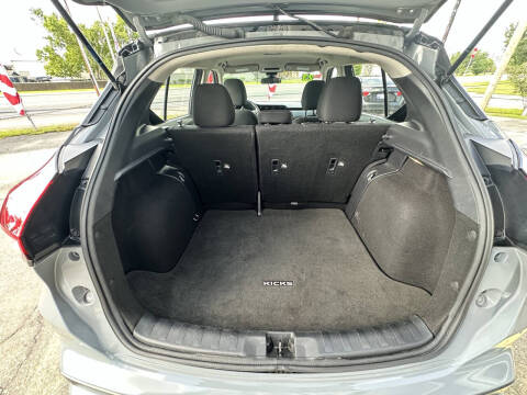 2023 Nissan Kicks SV