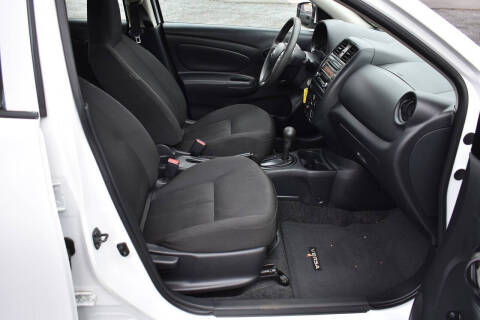 2016 Nissan Versa 1.6 S Plus