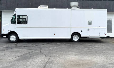 2013 Freightliner MT55 Chassis