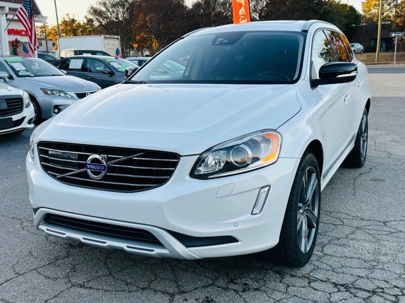 2017 Volvo XC60 T5 Dynamic