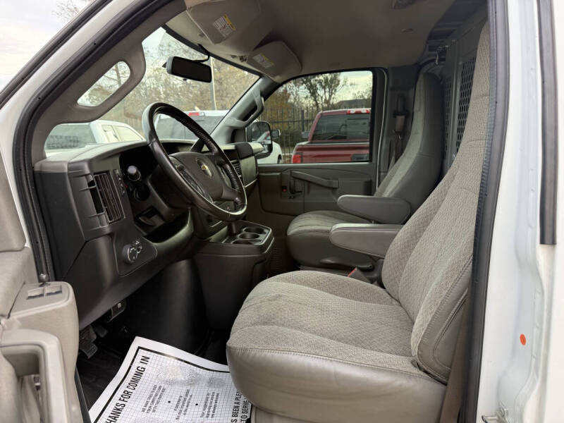 2020 Chevrolet Express 2500