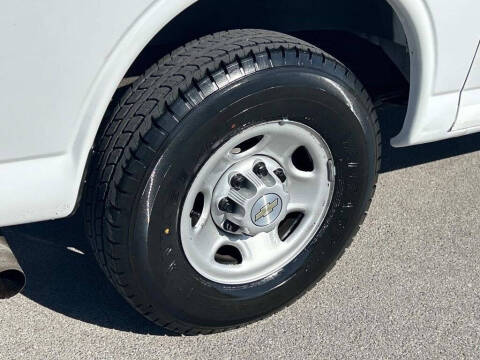 2020 Chevrolet Express 2500