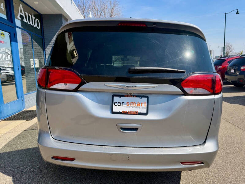 2021 Chrysler Voyager LXi