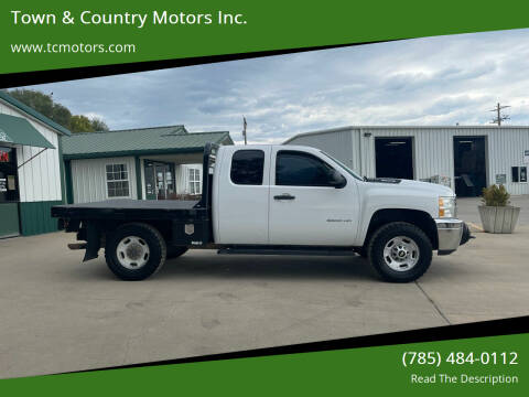 2013 Chevrolet Silverado 2500HD for sale at Town & Country Motors Inc. in Meriden KS