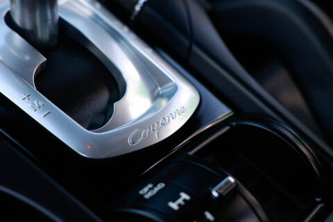 2014 Porsche Cayenne Platinum