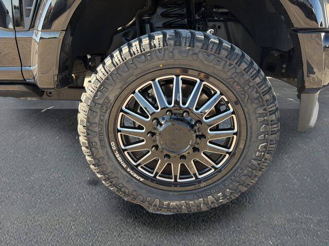 2023 Ford F-450 Super Duty Platinum