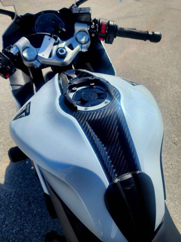 2025 Triumph DAYTONA 660
