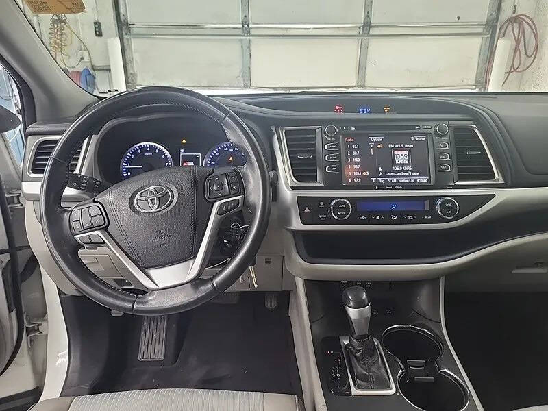 2018 Toyota Highlander LE Plus