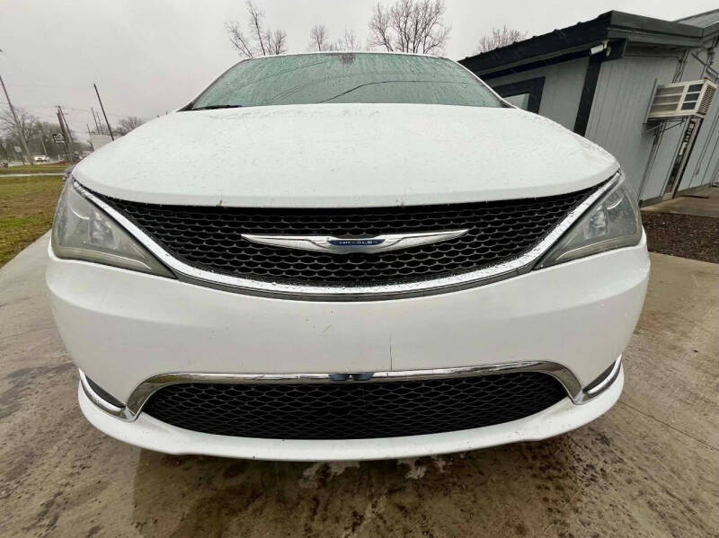 2017 Chrysler Pacifica Touring Plus