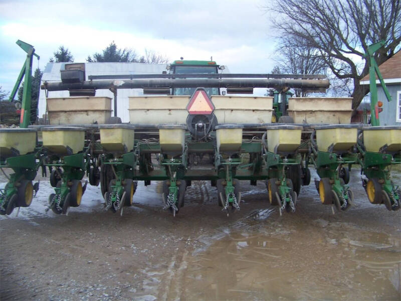 1992 John Deere 7240