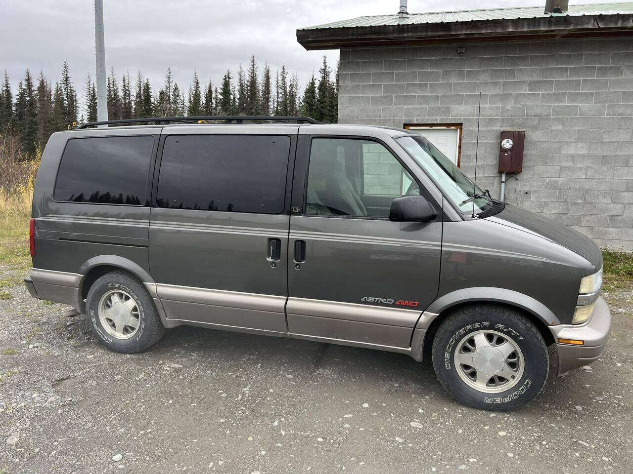 2001 chevy hot sale astro van