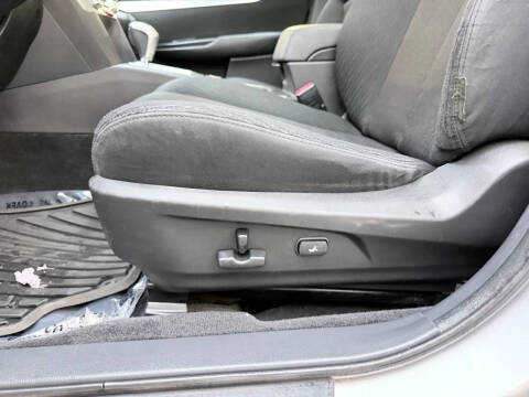 2010 Subaru Legacy 2.5i Premium