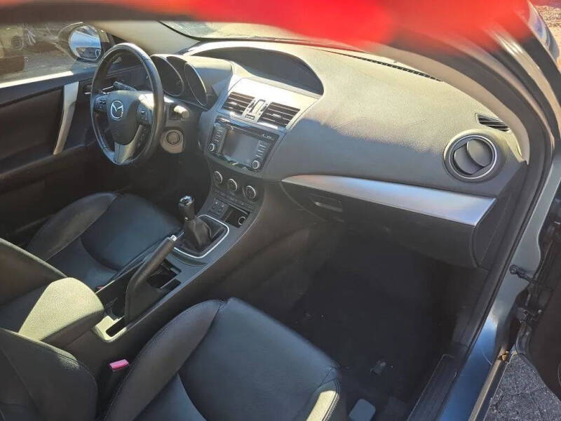 2013 Mazda MAZDA3 i Grand Touring