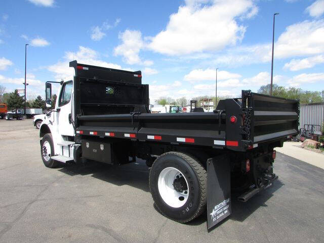 2014 Freightliner M2 106