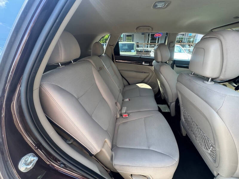 2015 Kia Sorento LX