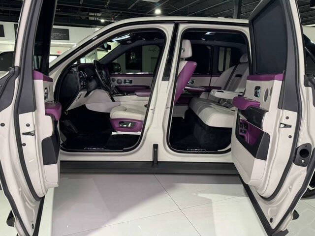 2022 Rolls-Royce Black Badge Cullinan