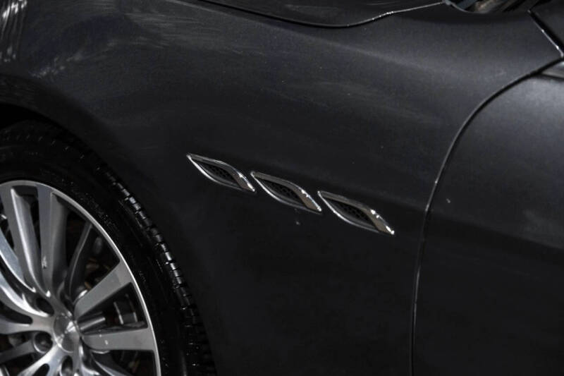 2016 Maserati Ghibli