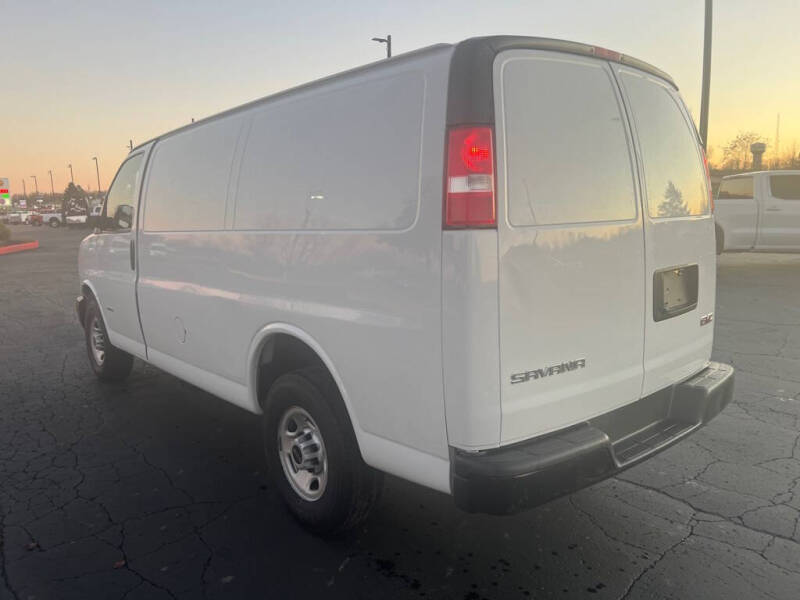 2019 GMC Savana 2500