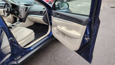 2011 Subaru Outback 2.5i Premium