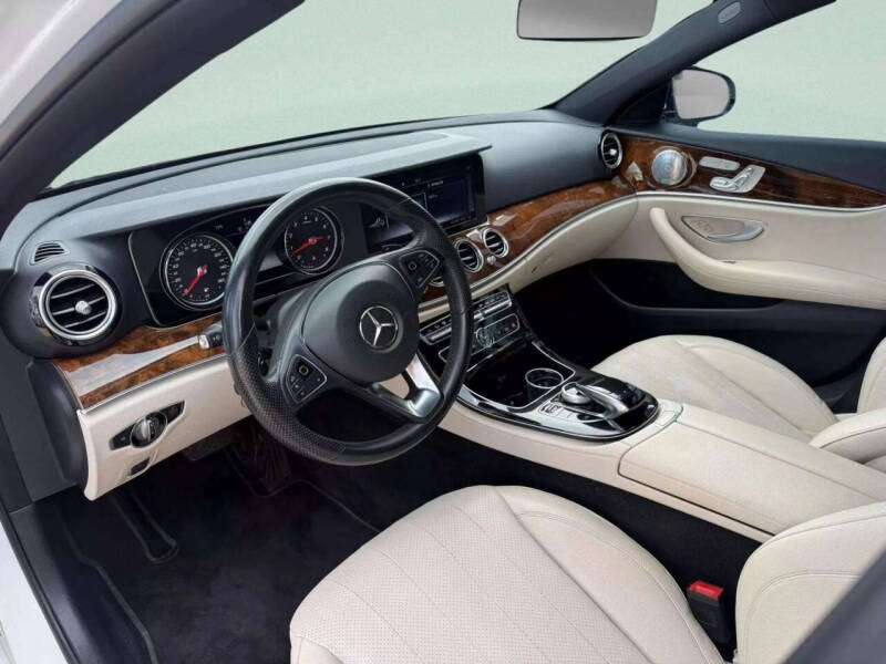 2017 Mercedes-Benz E-Class E 300 4MATIC