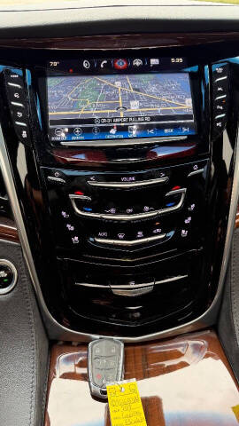 2018 Cadillac Escalade ESV Premium Luxury