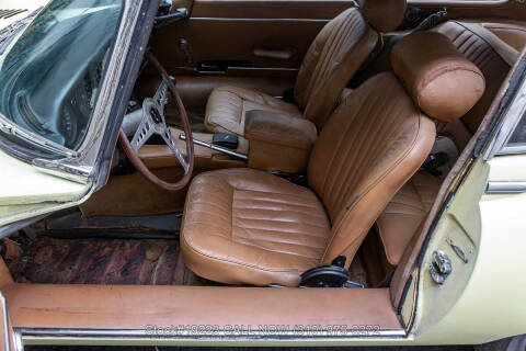 1970 Jaguar XKE 2+2