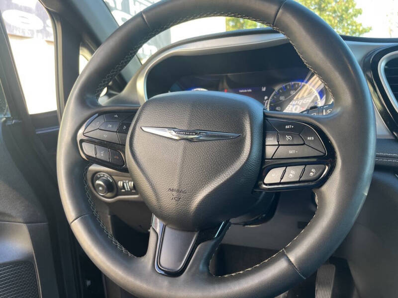 2022 Chrysler Pacifica Touring