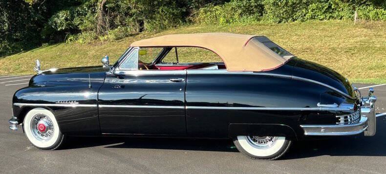 1950 Packard Custom 8 Victoria