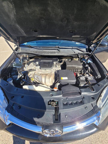 2016 Toyota Camry SE