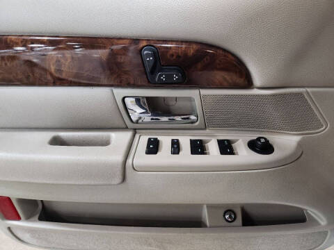 2009 Mercury Grand Marquis LS