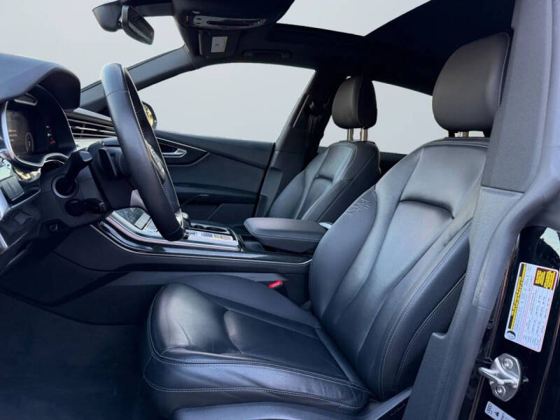 2019 Audi Q8 quattro Premium 55 TFSI