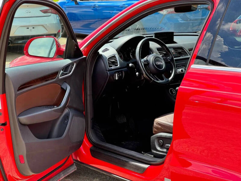 2016 Audi Q3 2.0T quattro Premium Plus