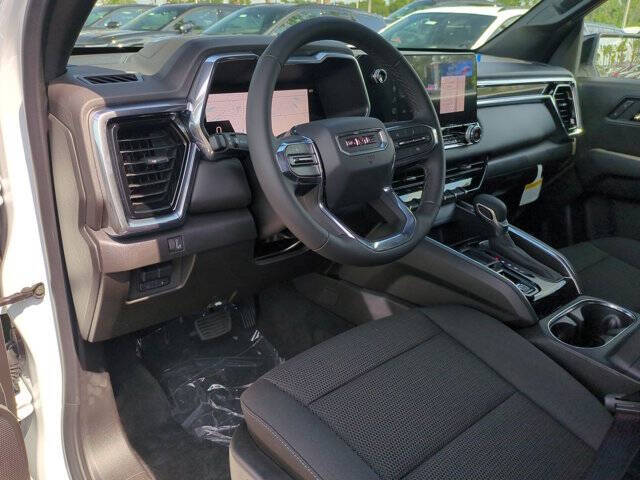 2025 GMC Canyon Elevation