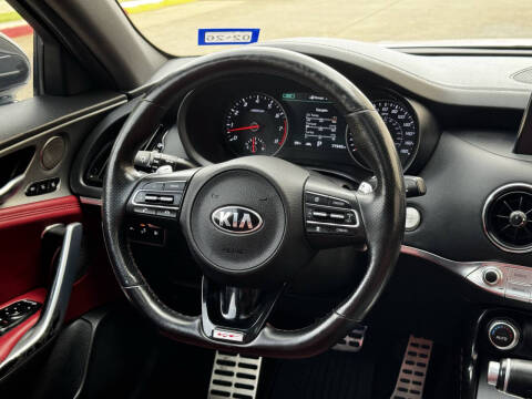 2020 Kia Stinger GT1