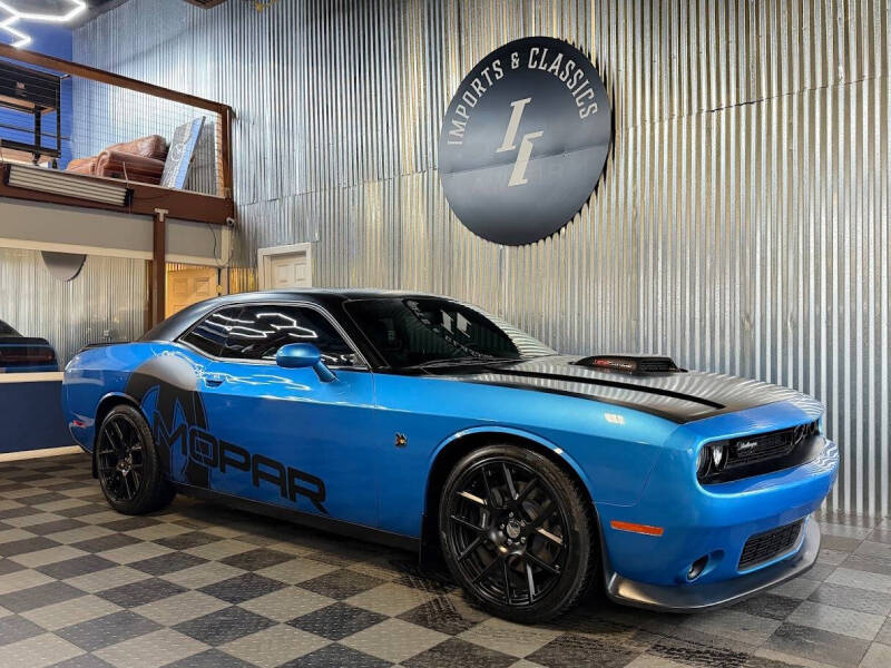 2016 Dodge Challenger 392 HEMI Scat Pack Shaker