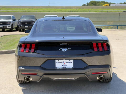 2025 Ford Mustang EcoBoost
