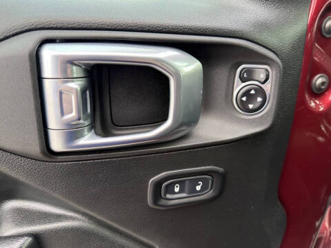 2021 Jeep Gladiator Willys