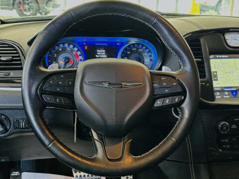 2023 Chrysler 300 C