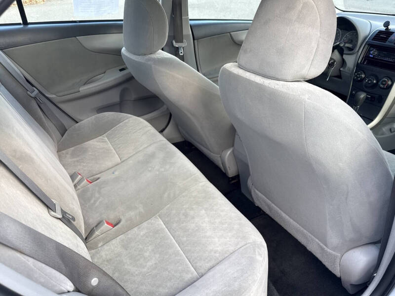 2009 Toyota Corolla LE