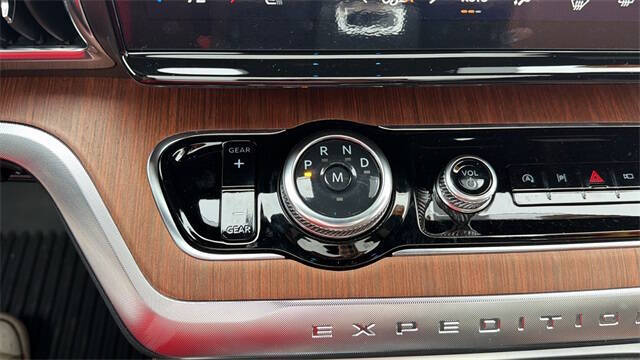 2025 Ford Expedition MAX King Ranch