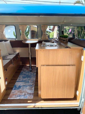 1973 Volkswagen Bus