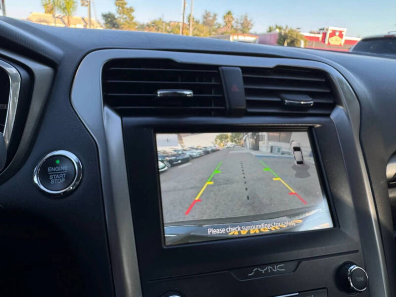 2020 Ford Fusion SEL