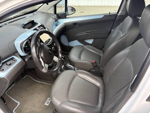 2015 Chevrolet Spark EV 2LT