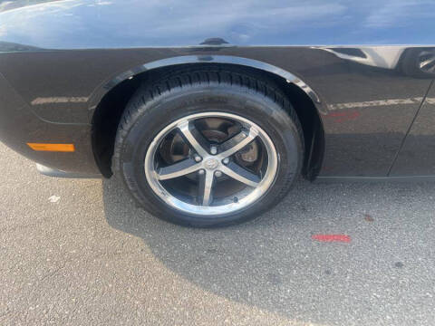 2010 Dodge Challenger SE