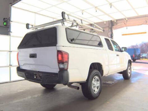 2022 Toyota Tacoma SR