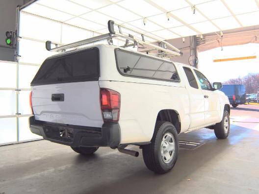 2022 Toyota Tacoma SR