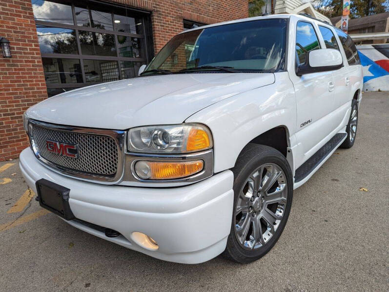 2003 GMC Yukon XL Denali