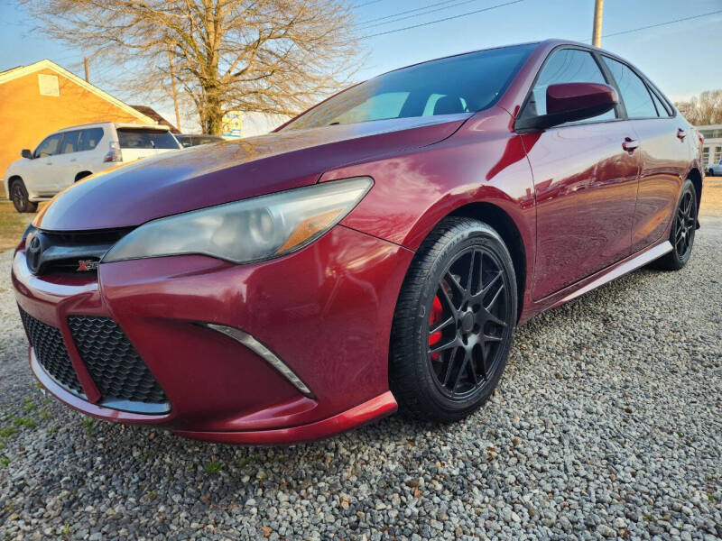2016 Toyota Camry XSE