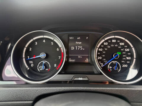 2015 Volkswagen Golf R 4Motion