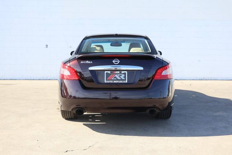 2010 Nissan Maxima